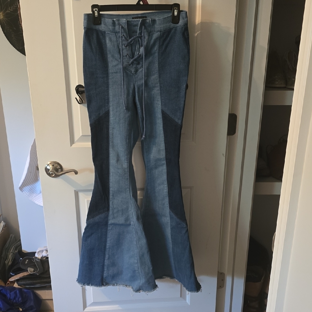 VENUS Light Blue Denim Jeans